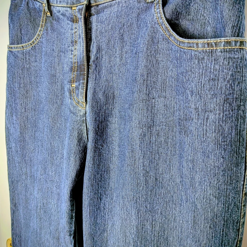 Tilley Women’s Denim Pants – Size 6 – Made in Canada – Tencel Blend #184 - Picture 4 of 11